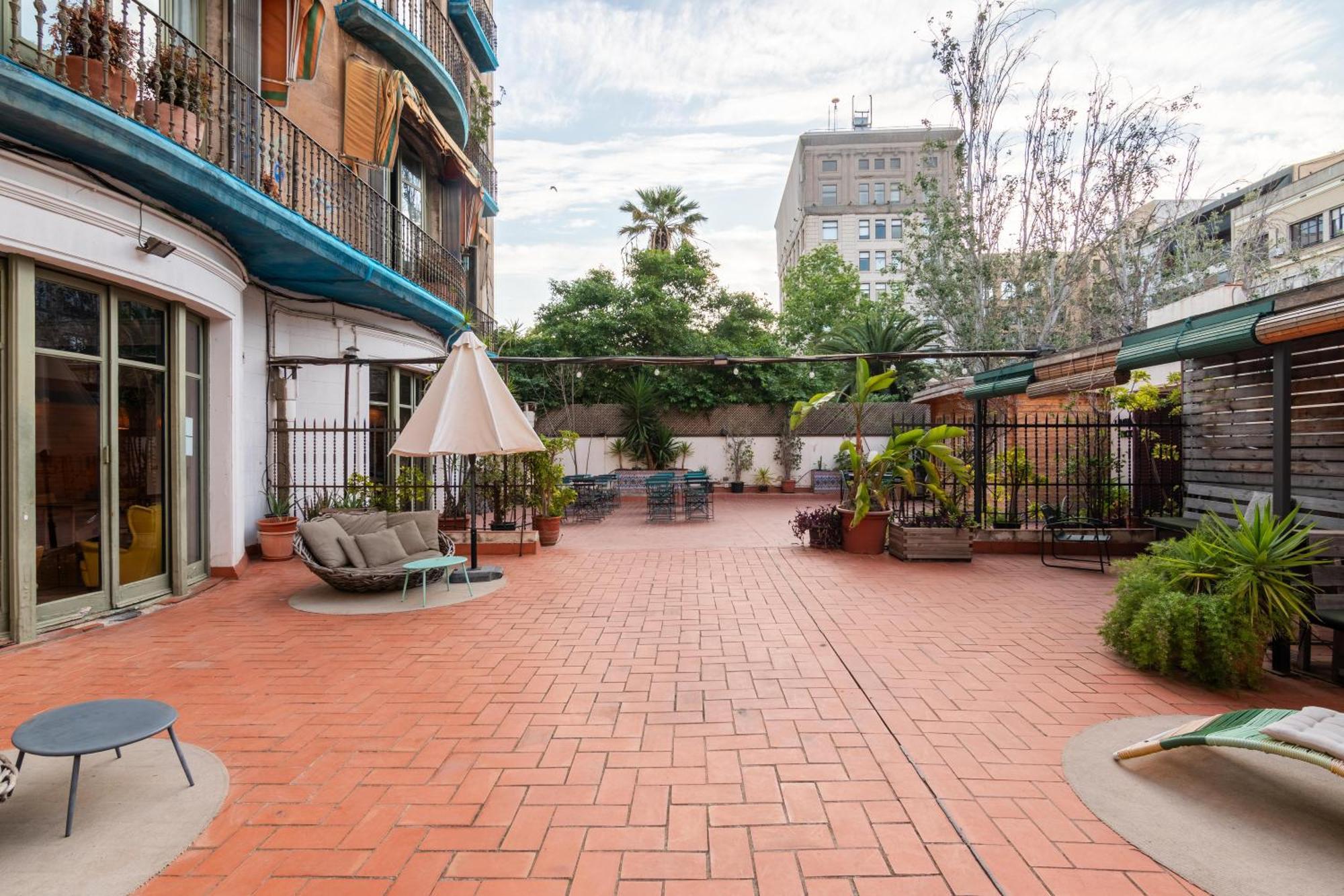 Ostello The House Gracia *